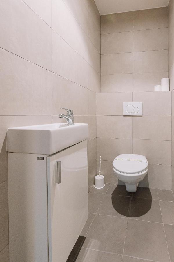Skau Dunajska 58A Apt3 Lejlighed Bratislava Eksteriør billede