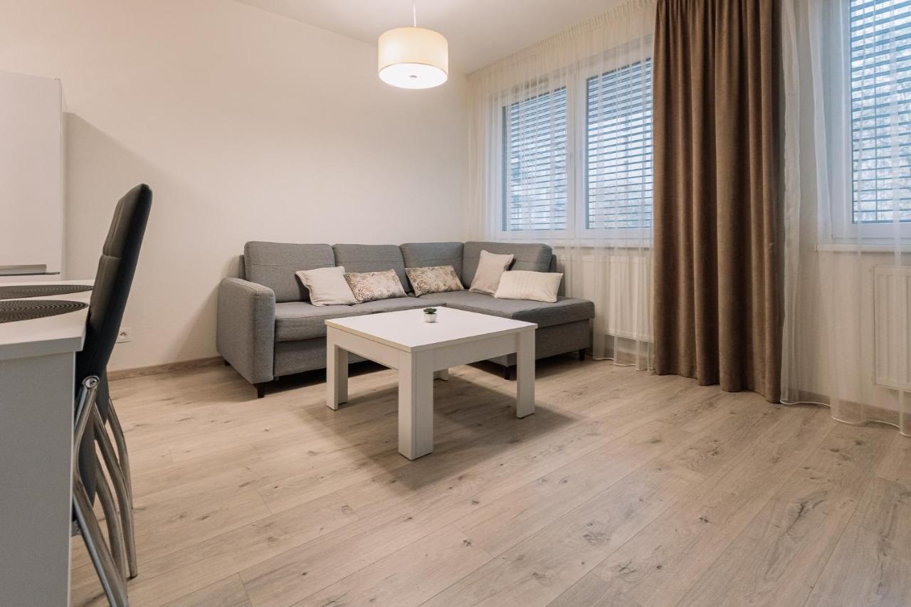 Skau Dunajska 58A Apt3 Lejlighed Bratislava Eksteriør billede