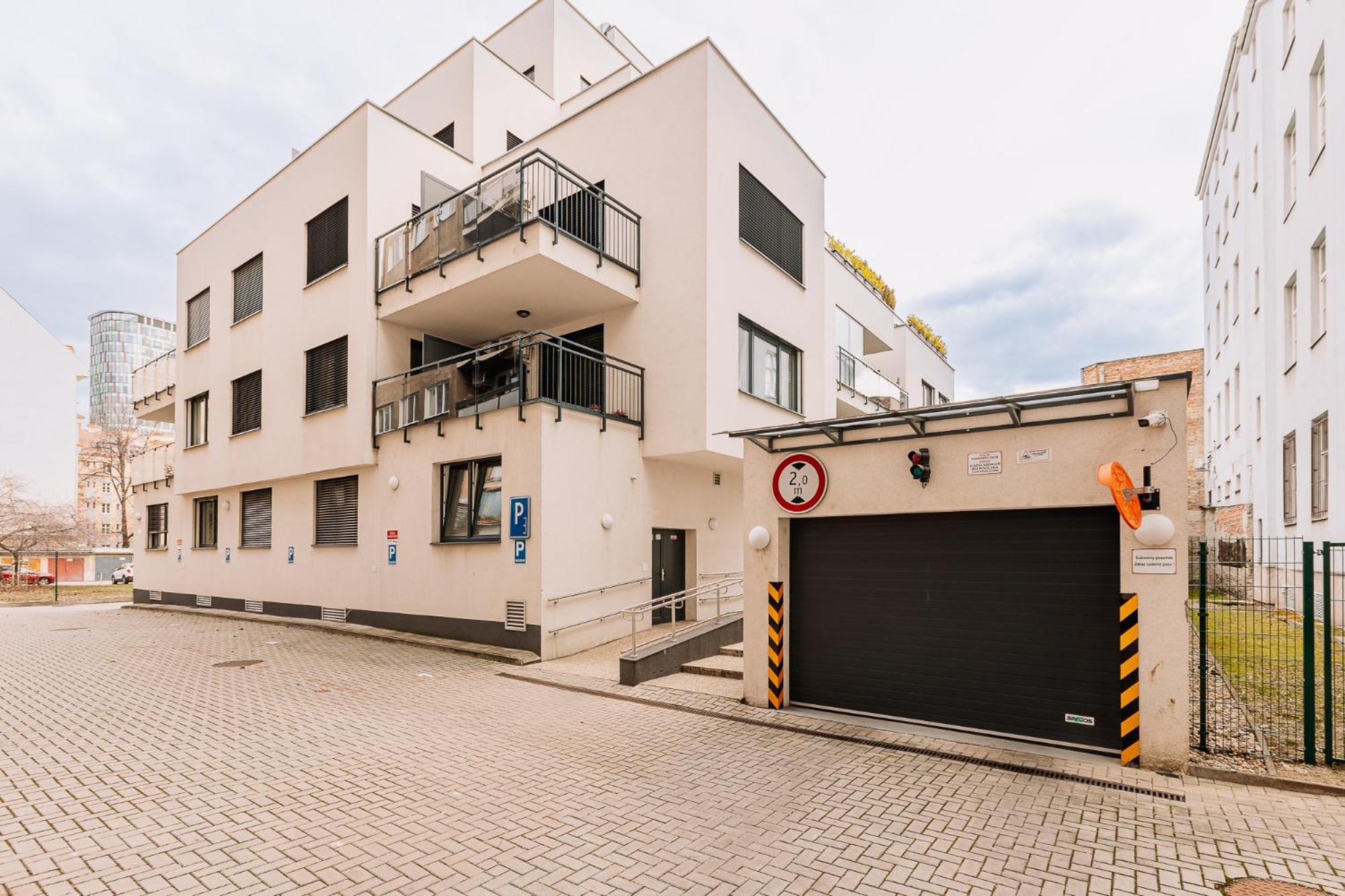 Skau Dunajska 58A Apt3 Lejlighed Bratislava Eksteriør billede