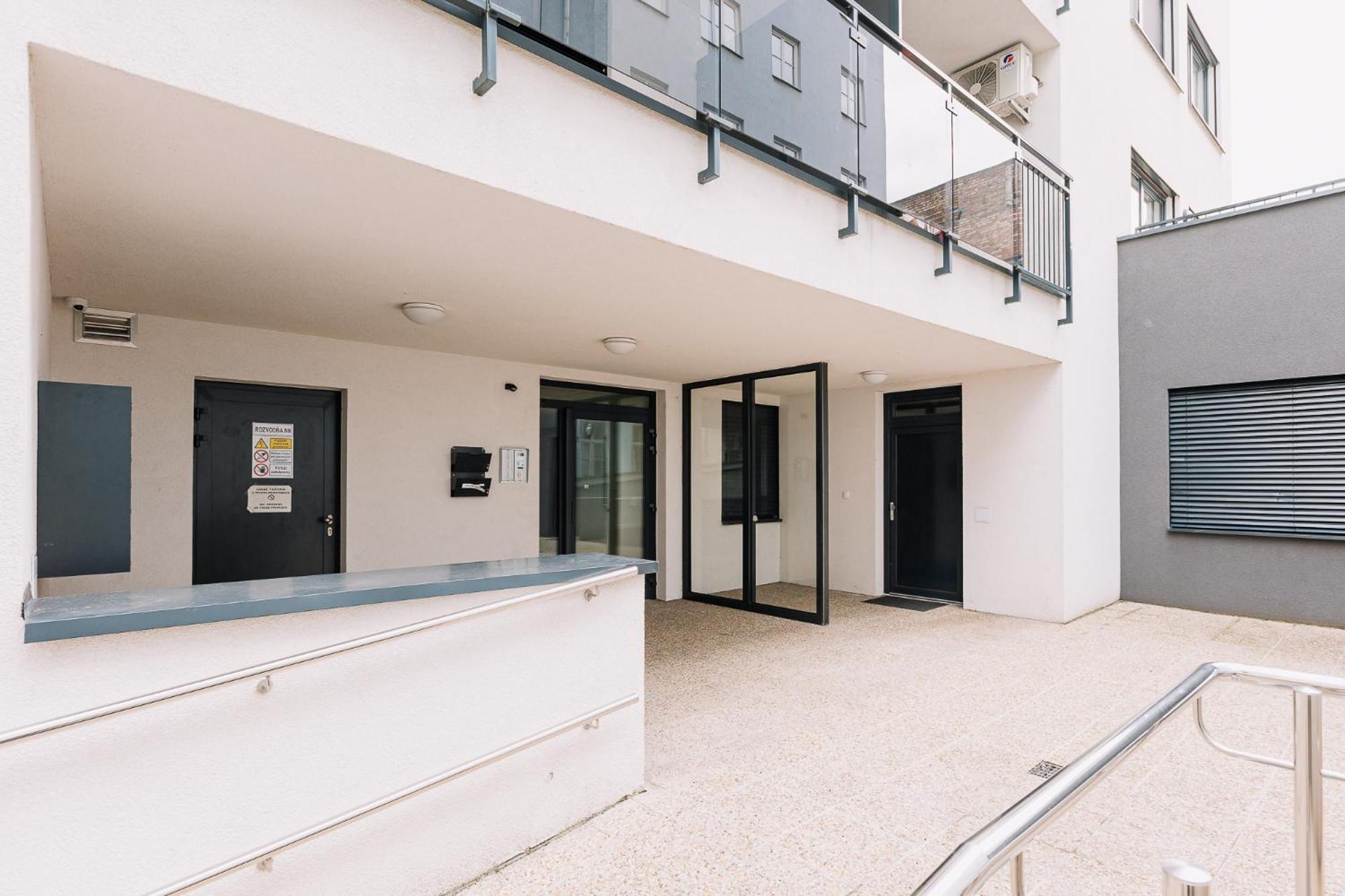 Skau Dunajska 58A Apt3 Lejlighed Bratislava Eksteriør billede